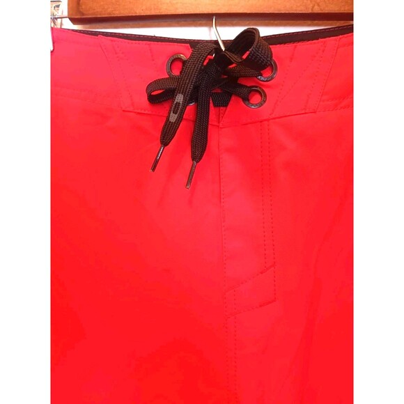 Oakley Mens Board Shorts Size 36 Red Black Graphic Logo Swim Trunks Performance - Picture 3 of 12